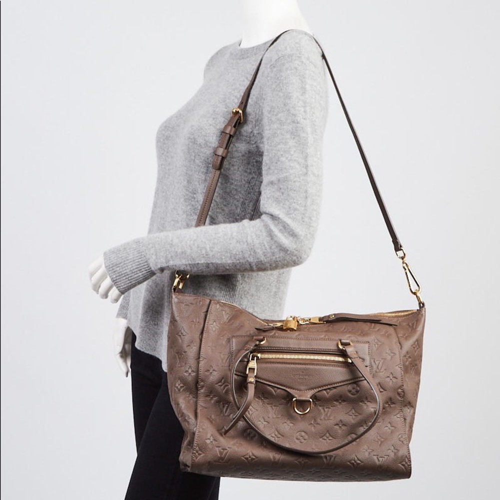 LOUIS VUITTON Empreinte Lumineuse PM Bag - Picture 3 of 14